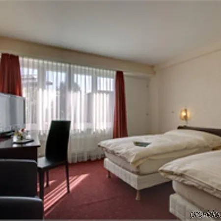 Des Pierrettes Motel 2*